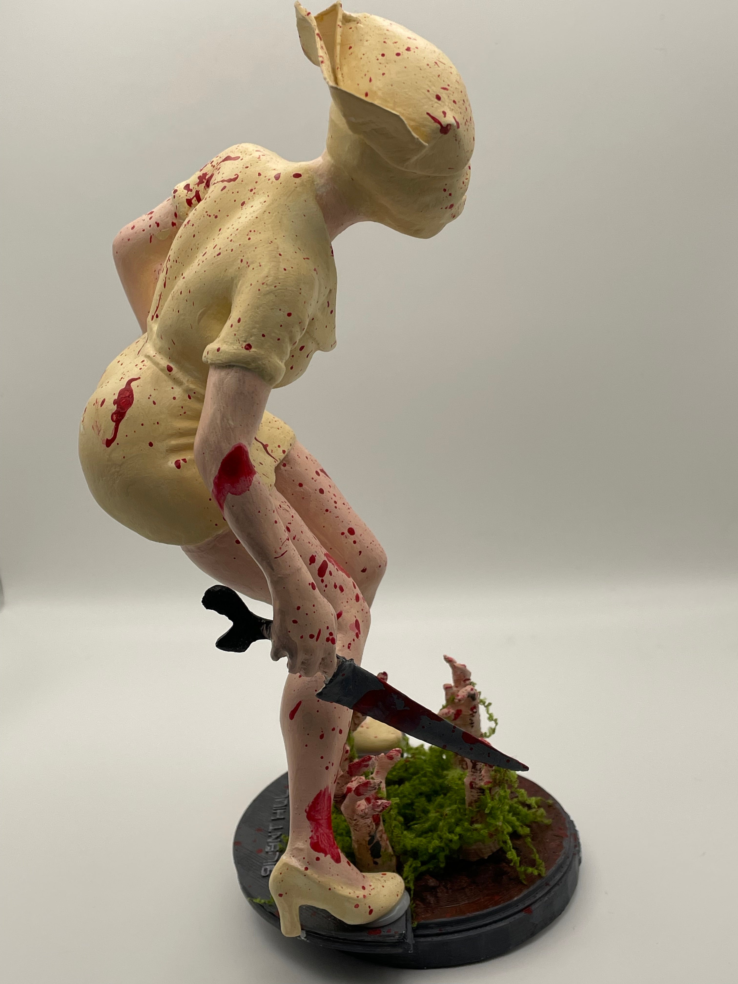 Silent Hill – Figurine de Collection/Pièce Unique – (Nurse) (24cm)